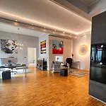 דירה Luxurious, Huge Designer Loft, Kreuzberg *